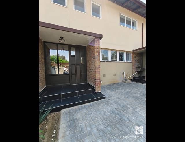 3 BEDROOM FLAT FOR SALE IN SASOLBURG EXT 2